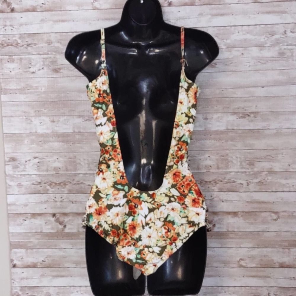 MINK PINK Kaleidoscope Eye One Piece Swimsuit M - Picture 7 of 11